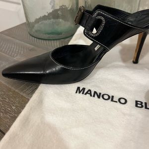 Manolo Blahnik mule size 36 1/2 (US 6)
